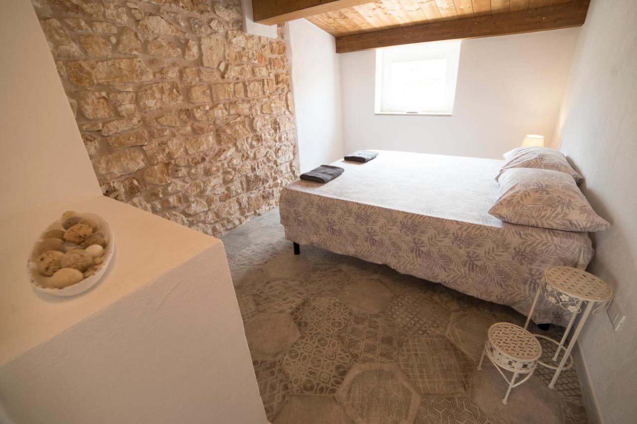 Aria Di Vico Aparthotel Vico Del Gargano Eksteriør billede