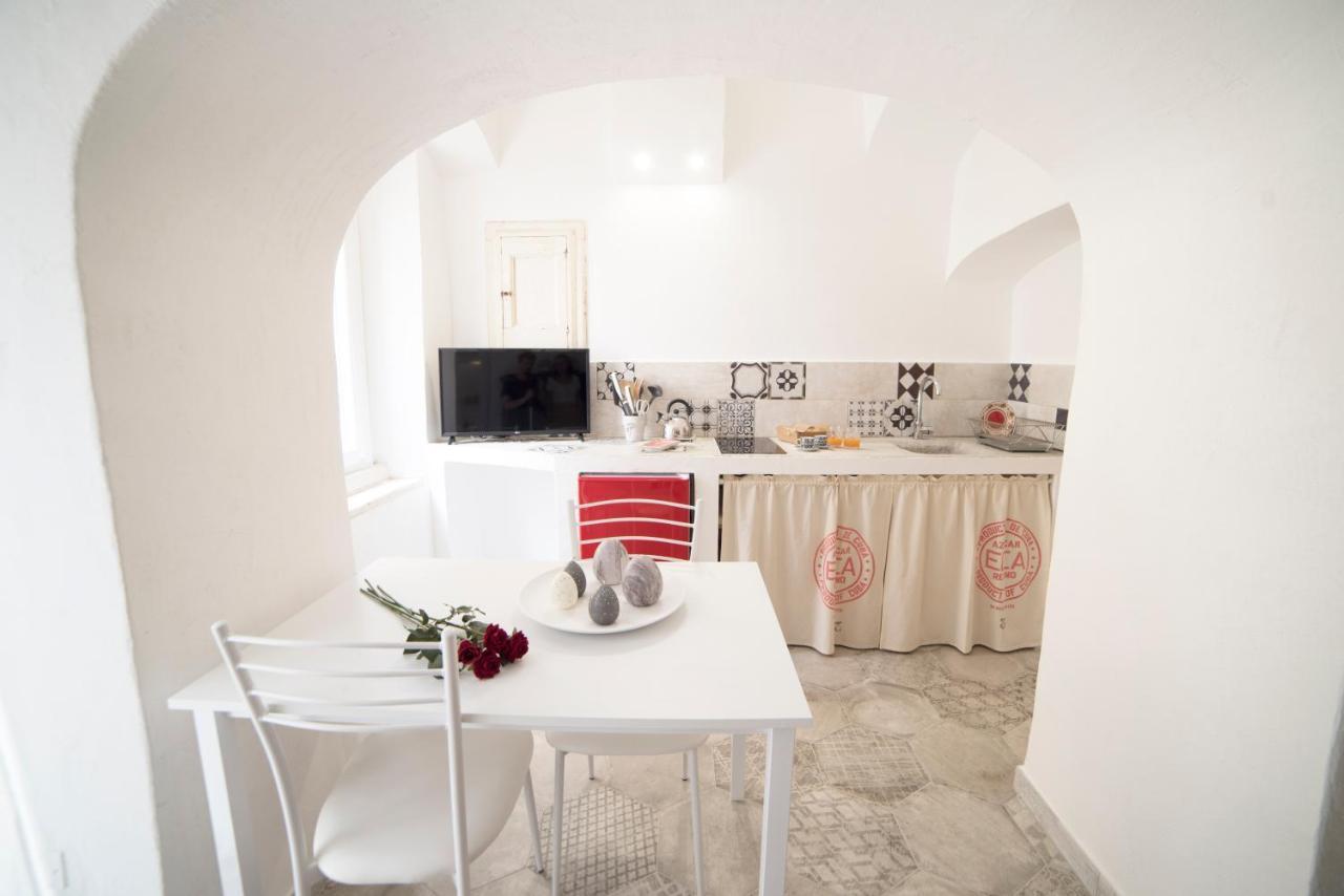 Aria Di Vico Aparthotel Vico Del Gargano Eksteriør billede