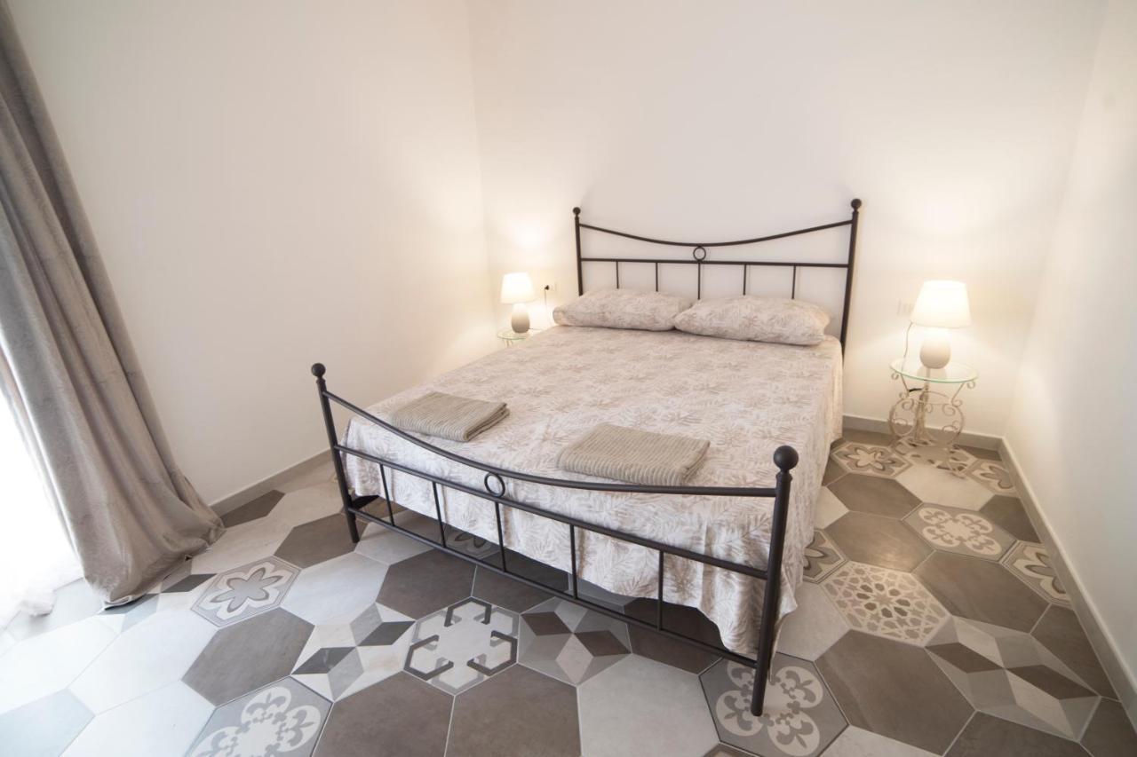Aria Di Vico Aparthotel Vico Del Gargano Eksteriør billede