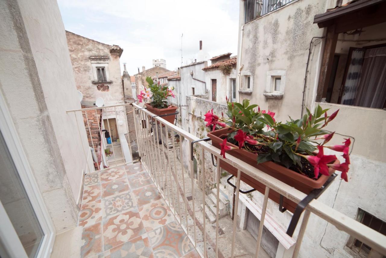 Aria Di Vico Aparthotel Vico Del Gargano Eksteriør billede
