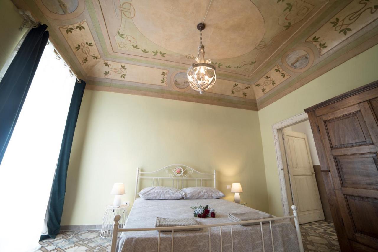 Aria Di Vico Aparthotel Vico Del Gargano Eksteriør billede