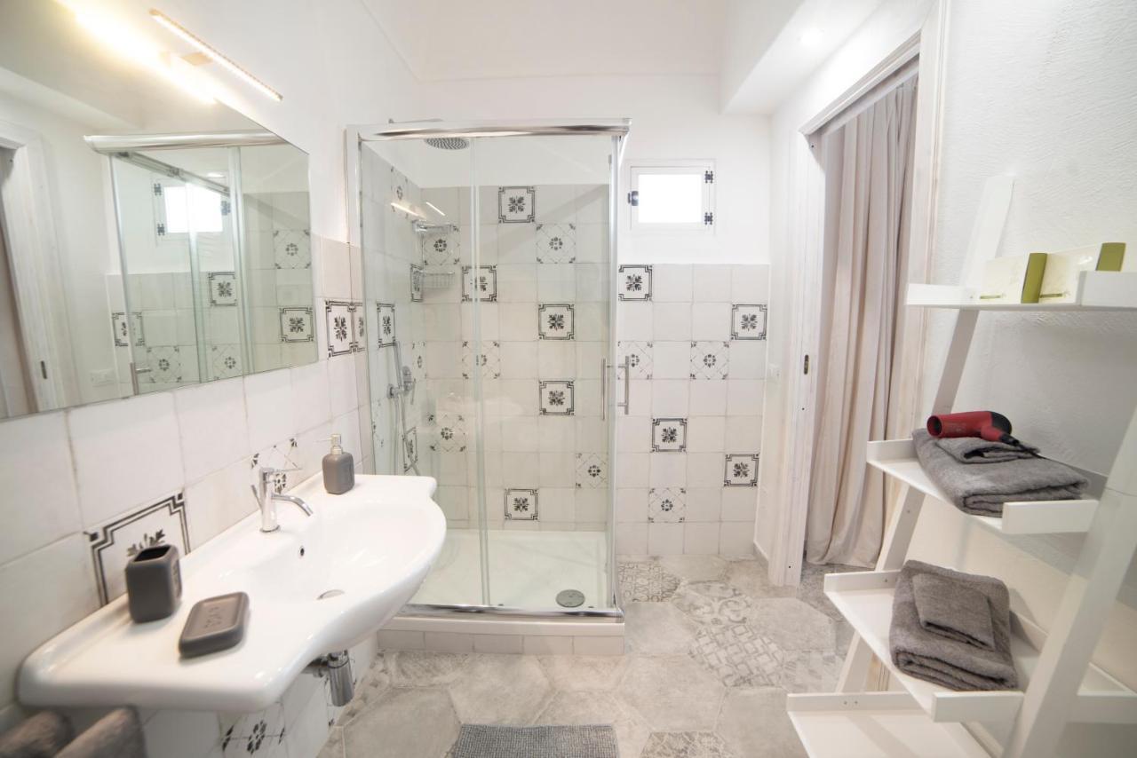 Aria Di Vico Aparthotel Vico Del Gargano Eksteriør billede